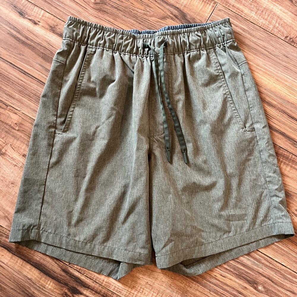 Eddie Bauer Olive Green Elastic-Waist Athletic Shorts - Picture 2 of 3